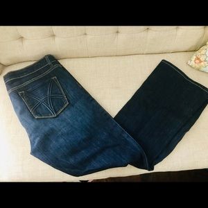 Kut from the Kloth Farrah Baby Bootcut. Like new!